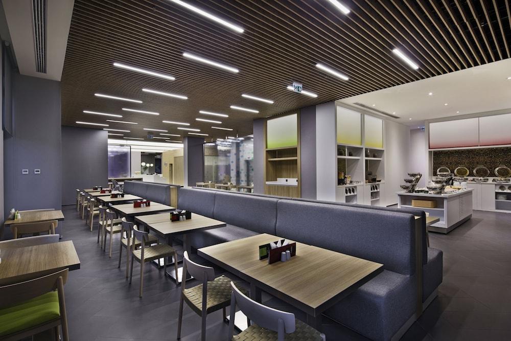 Hampton By Hilton Istanbul Zeytinburnu Istambul Exterior foto