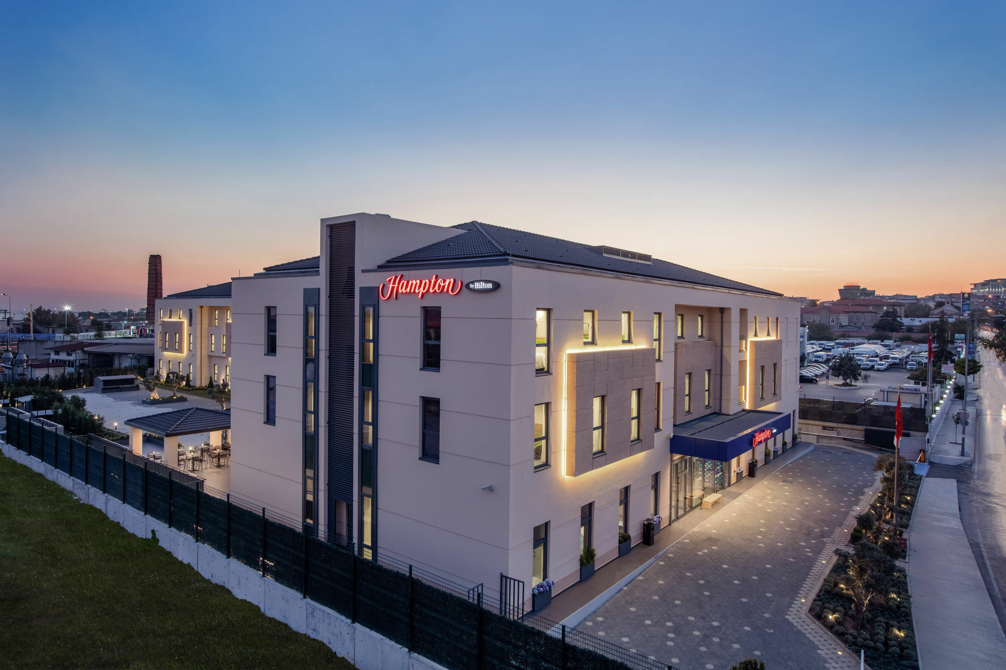 Hampton By Hilton Istanbul Zeytinburnu Istambul Exterior foto